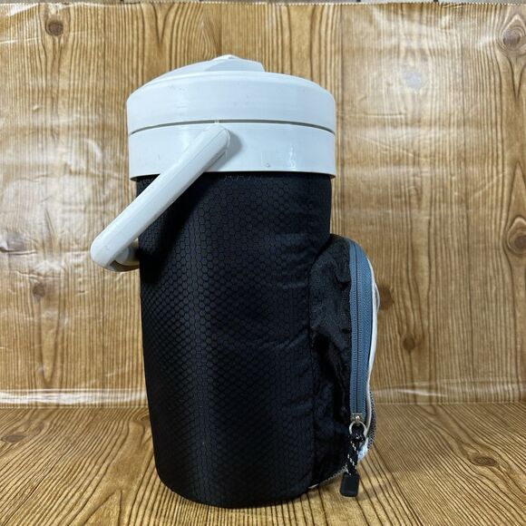 Igloo Water Jug Cooler With Cover 1/2 gallon  with Storage Pouch 12.5” - Picture 5 of 11